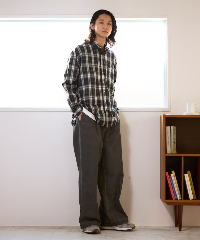 Fade processing cotton tuck wide pants