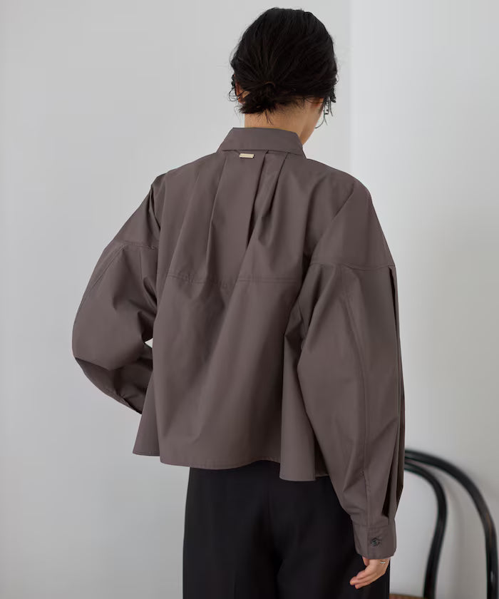 Release on March 11 at 12:00 - Switch Design Short Blouse
