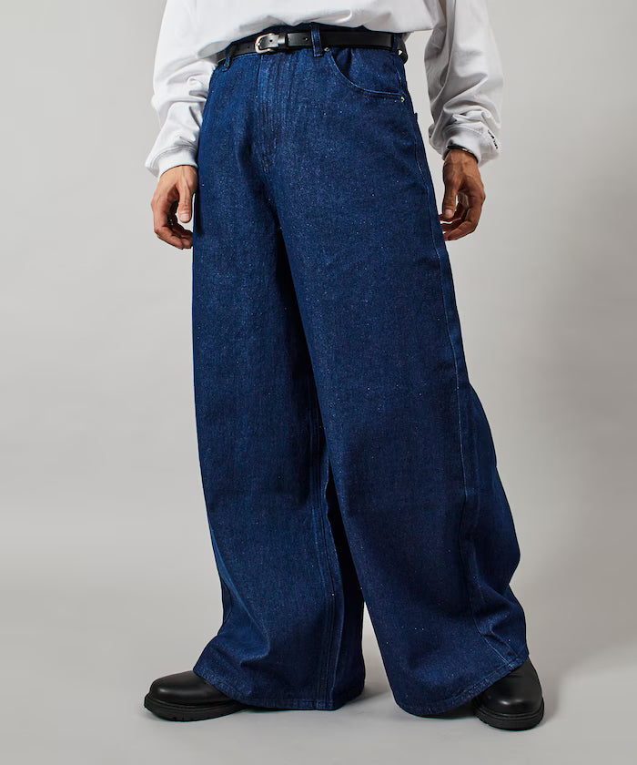 Wide Flare Silhouette Denim Pants [Limited Edition]
