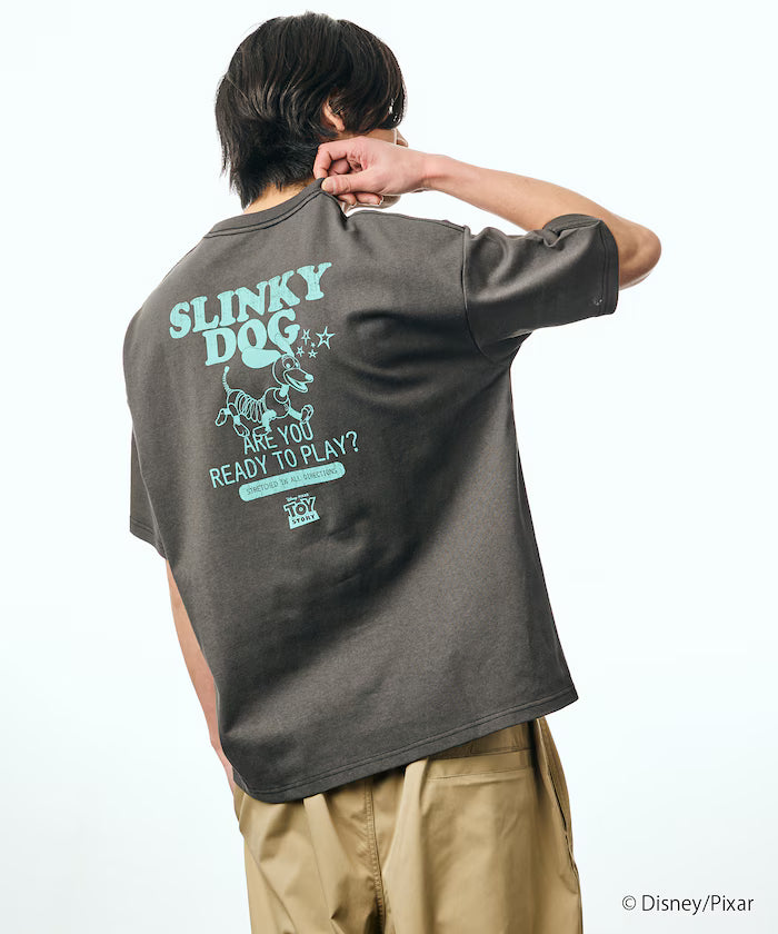[TOY STORY] Exclusive Back Print Crew Neck T-Shirt / Slinky Dog [Limited Edition]