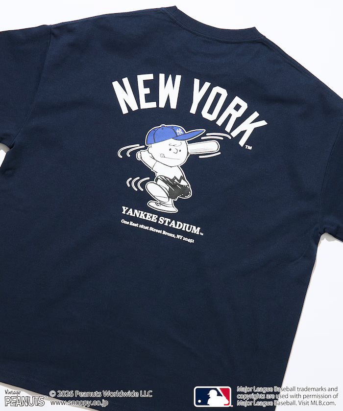 PEANUTS×MLB Exclusive Big Silhouette Back Print T-Shirt / YANKEES 【Limited Edition】 - Navy