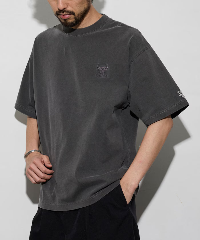 NBA × FREAK'S STORE Exclusive Vintage-Like Team Back Logo TEE