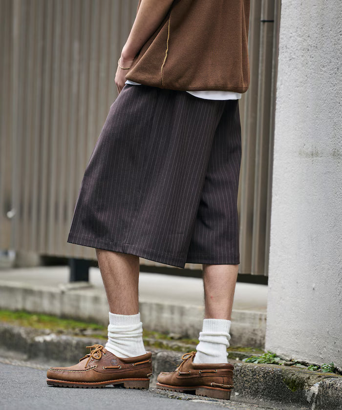 1-Tack Baggy Silhouette Slacks Short Pants - Brown Stripe