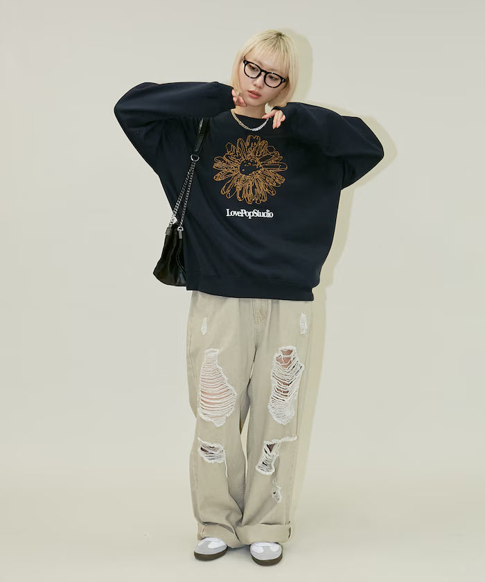 LOVE POP STUDIO FLOWER EMBROIDERY SWEAT【Limited Edition】
