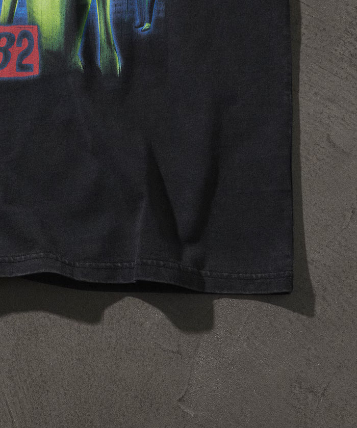 【EXCLUSIVE】BLINK182 alien print Tee / Blink 182 Alien Graphic Print Crew Neck T-Shirt