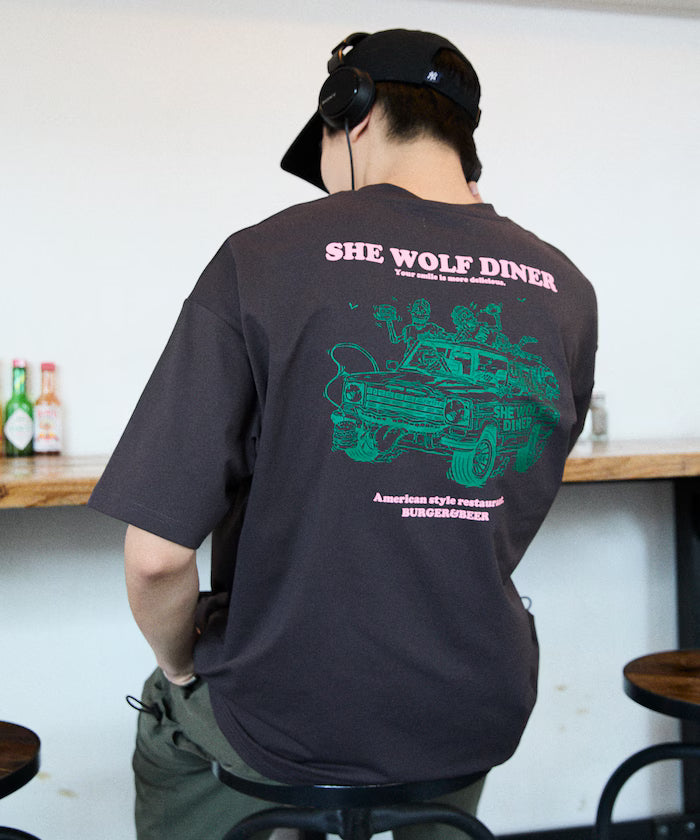 Limited Release SHE WOLF DINER × FREAK'S STORE Shewolf Diner Exclusive Big Silhouette Back Print T-Shirt Antibacterial Odor Resistance Quick Dry