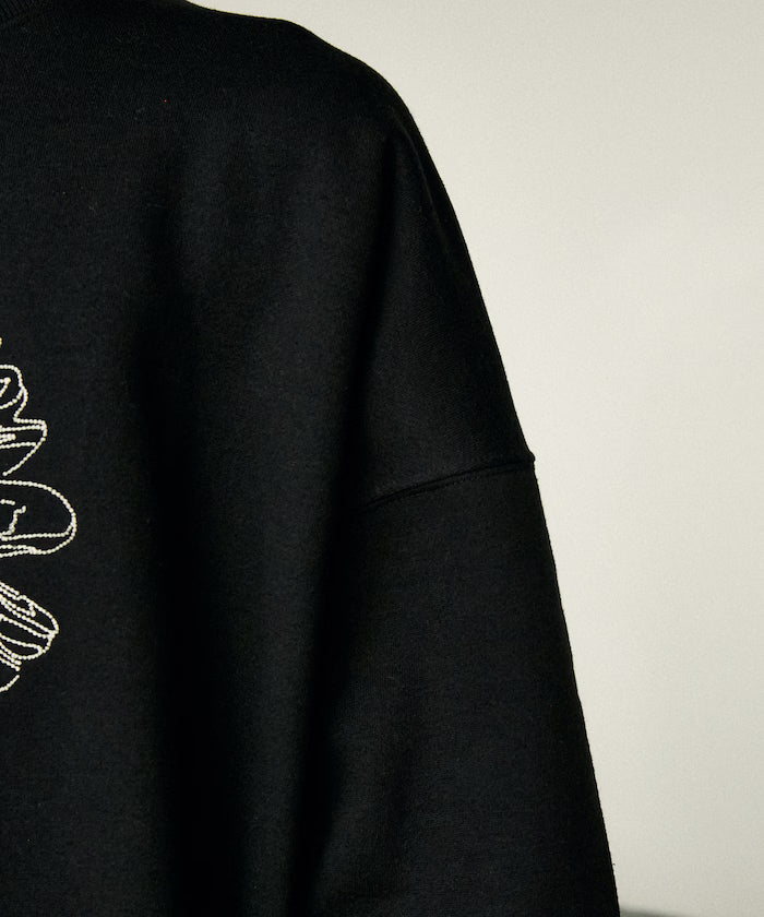 LOVE POP STUDIO FLOWER EMBROIDERY SWEAT【Limited Edition】