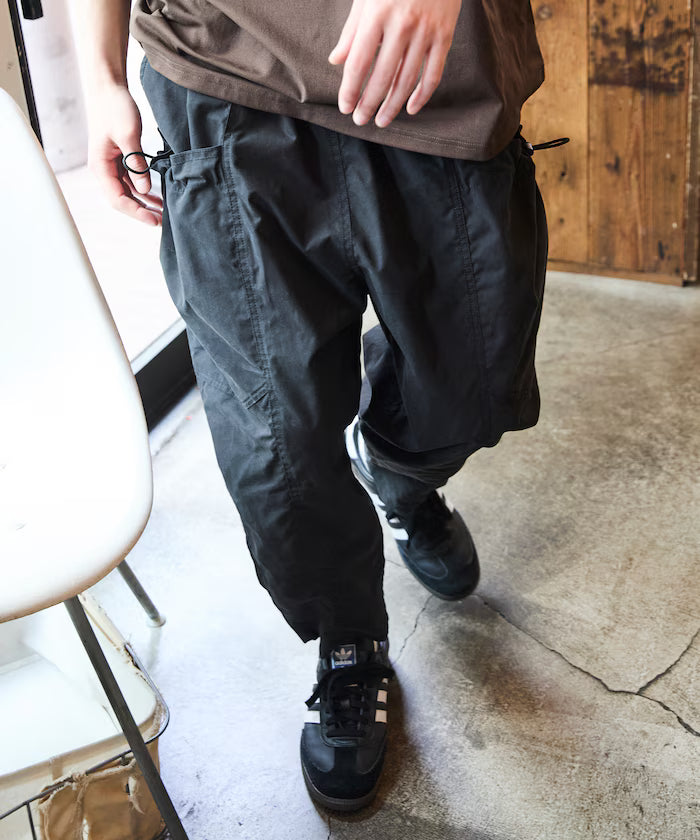 Wide Silhouette Barrel Leg Pocket Code Easy Cargo Pants [Limited Edition]