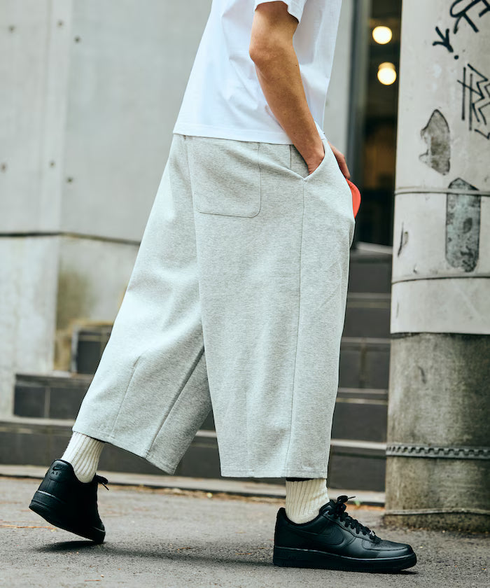 Limited Release Wide Silhouette Cool Touch Quarter-Length Sweatpants Contact Cooling