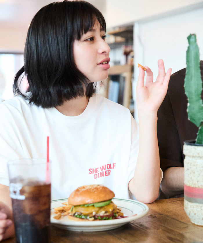 Limited Release SHE WOLF DINER × FREAK'S STORE Shewolf Diner Exclusive Big Silhouette Back Print T-Shirt Antibacterial Odor Resistance Quick Dry