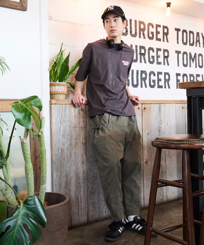 Wide Silhouette Barrel Leg Pocket Code Easy Cargo Pants [Limited Edition]