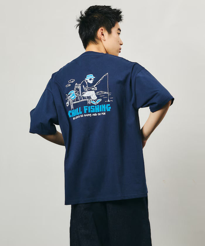 Limited Edition Relaxed Fit Back Print Crew Neck T-Shirt CHILL FISHING MAN