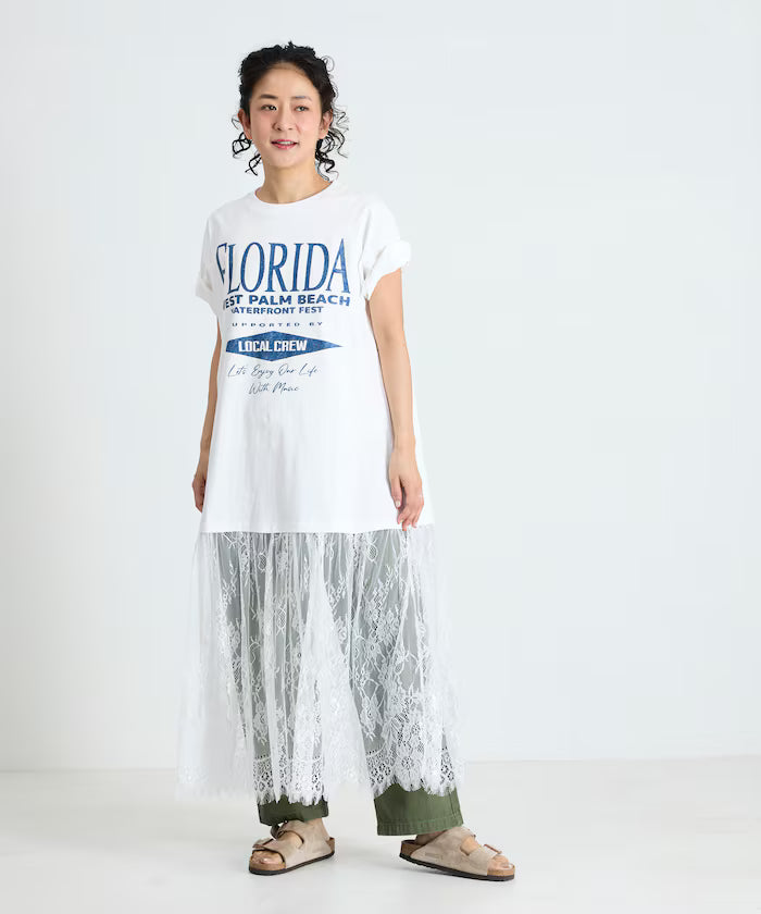 T-shirt lace docking one-piece