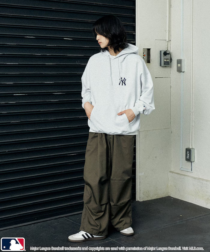 Custom Sweat Circle Logo Hoodie