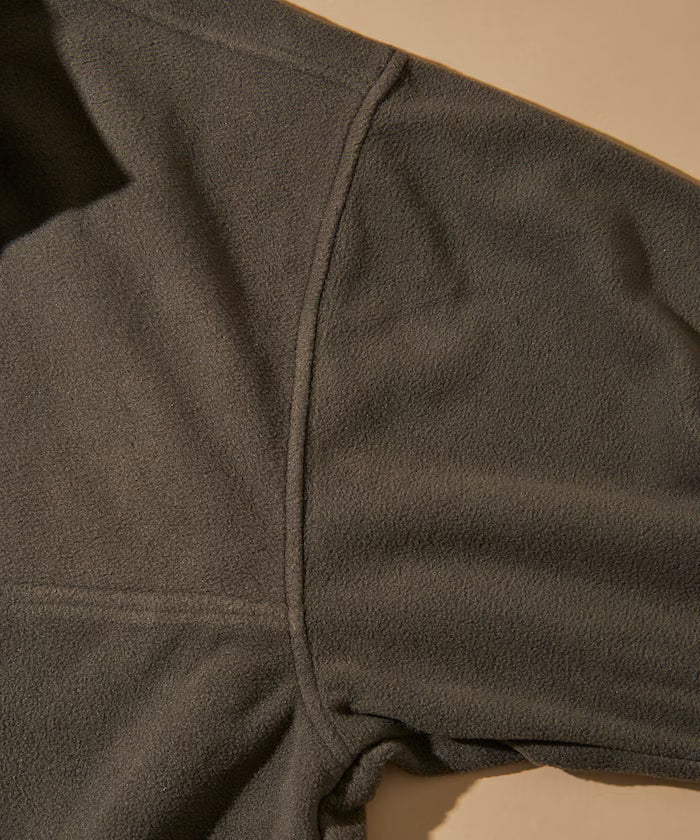Big Silhouette One Point Logo Fleece Snap Button Spindle Pullover