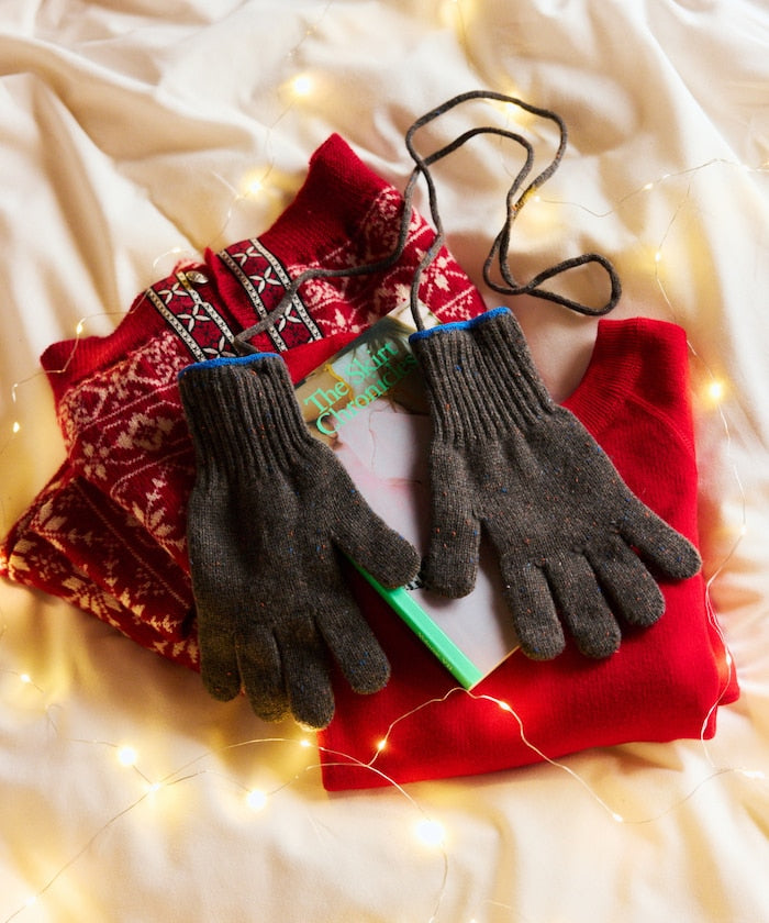 WOOL EASY SLIT GLOVE Wool Easy Glove with Smartphone-Compatible Slit