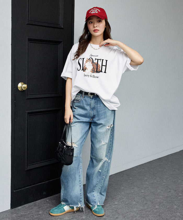 <Functional Material> SLOTH Embroidered Cat T-Shirt Limited Edition
