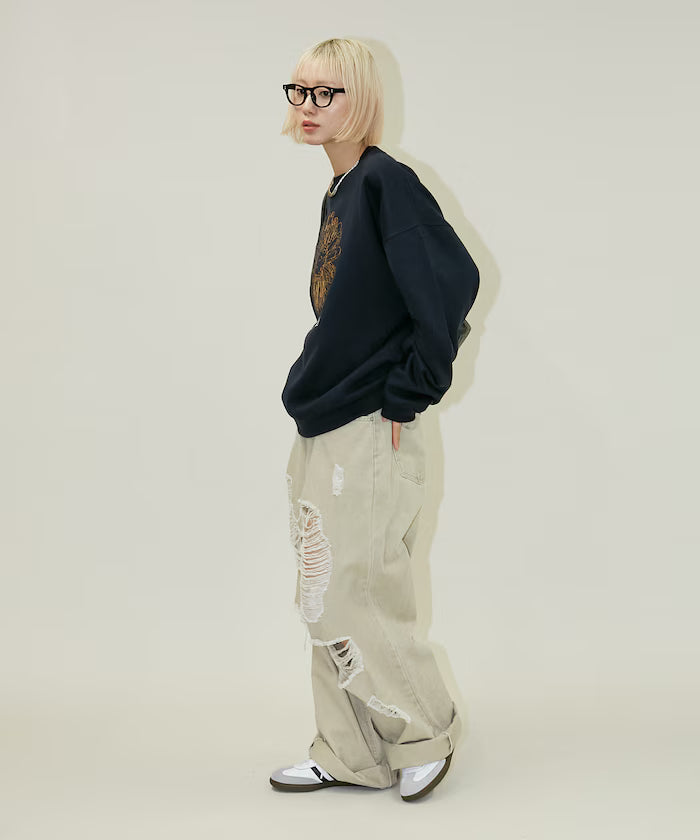 LOVE POP STUDIO FLOWER EMBROIDERY SWEAT【Limited Edition】