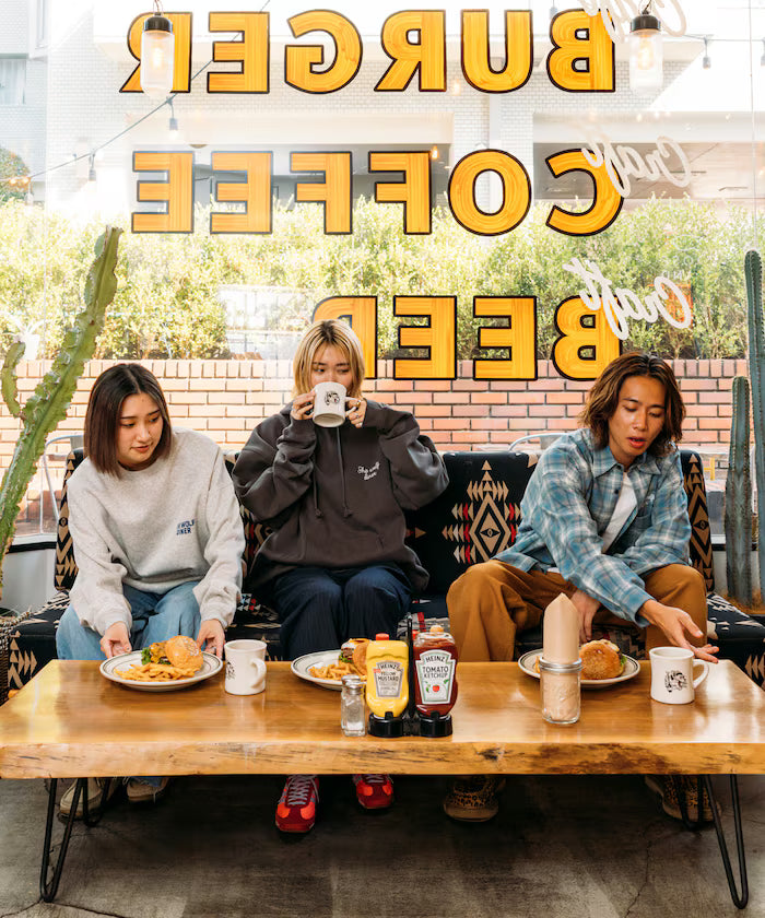 SHE WOLF DINER×FREAK'S STORE/She Wolf Diner Limited Edition Big Silhouette Back Embroidery Hoodie/WOLF 【Limited Release】