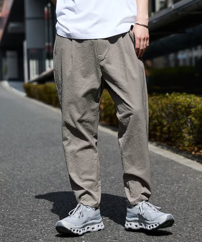 AiRide/Air Ride Slim Tapered Silhouette Sheer Seersucker Packable Easy Pants/Quick-Dry/UV Cut [Limited Edition]
