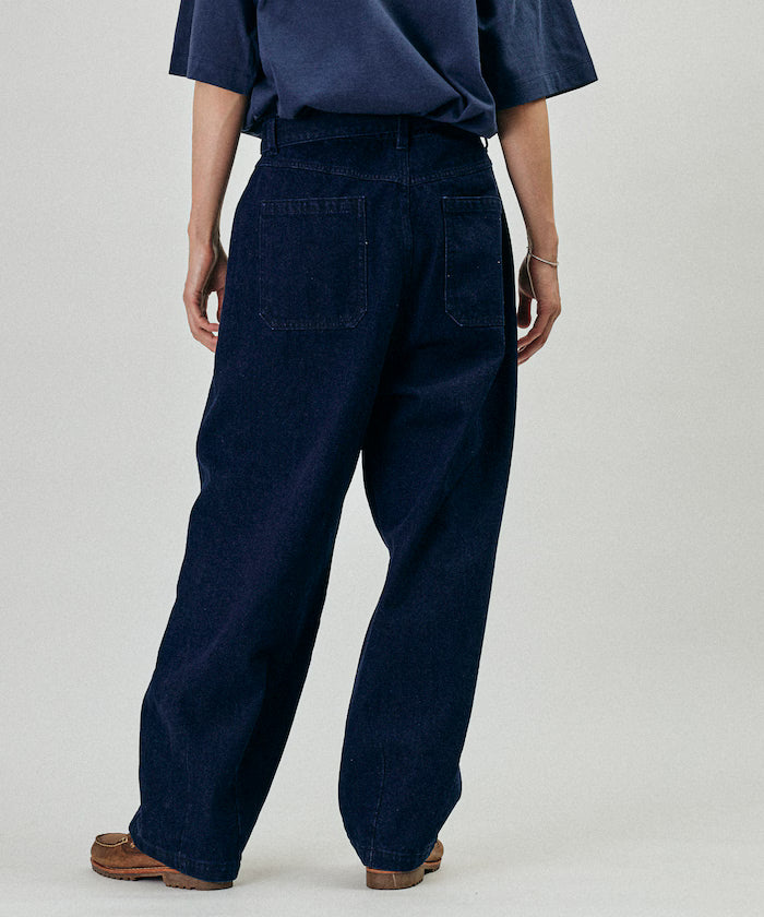 BELTED WIDE DENIM