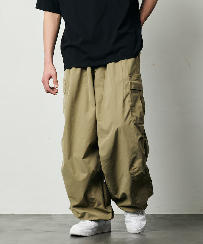 Quick Dry Fabric Wide Silhouette Poly Ripstop Cargo Pants/UV Cut/Quick Dry 【Limited Release】 - Beige