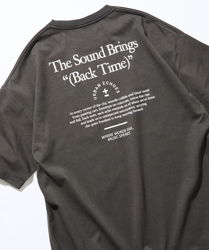Big Silhouette Back Print Crew Neck T-Shirt / The Sound Brings 【Limited Edition】 - Charcoal