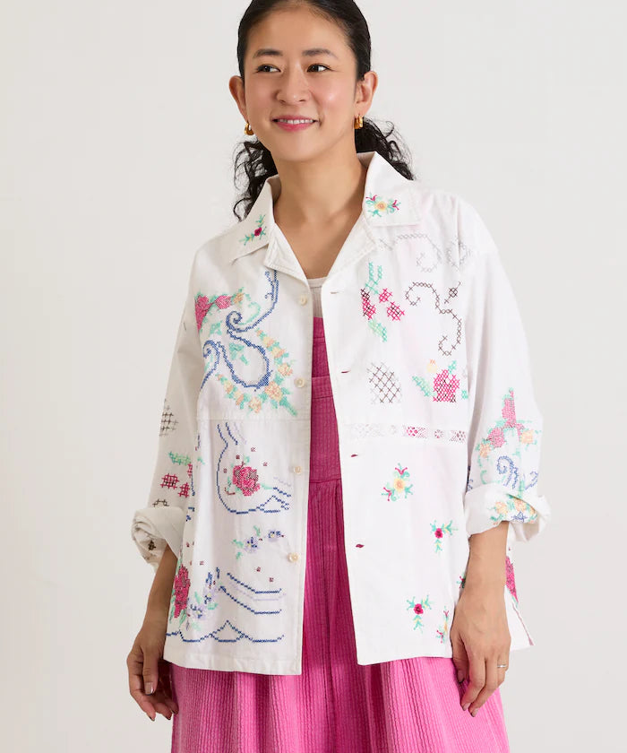 Open Collar Embroidered Shirt Jacket - White