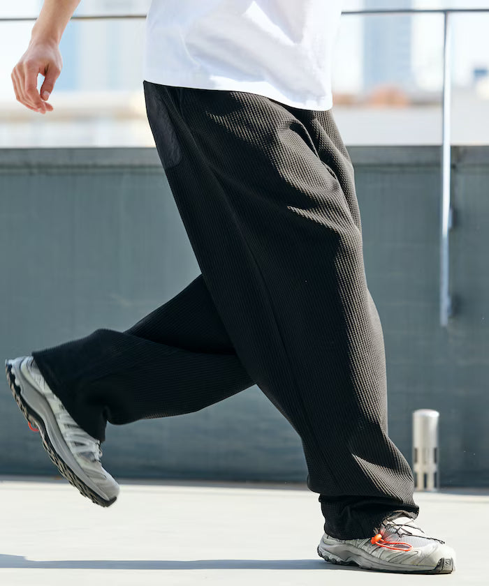 Spindle Tech Thermal Easy Wide Pants - Black