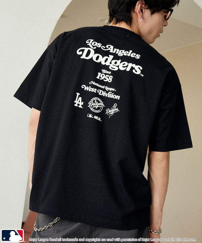 Exclusive MLB Typography Logo T-Shirt Limited Edition - Black
