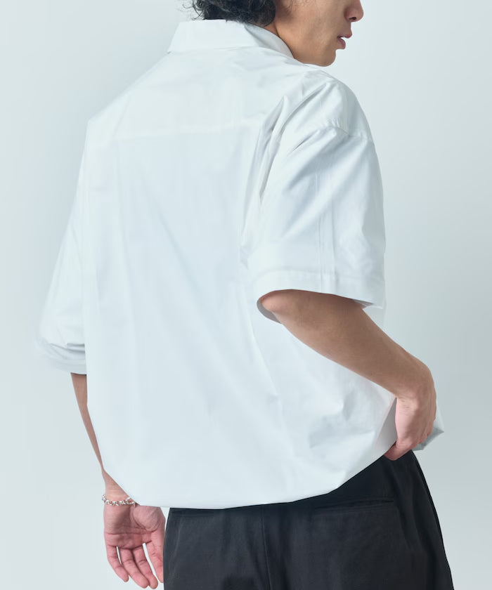 Wide silhouette spindle regular collar short sleeve shirt / hem code [limited edition]