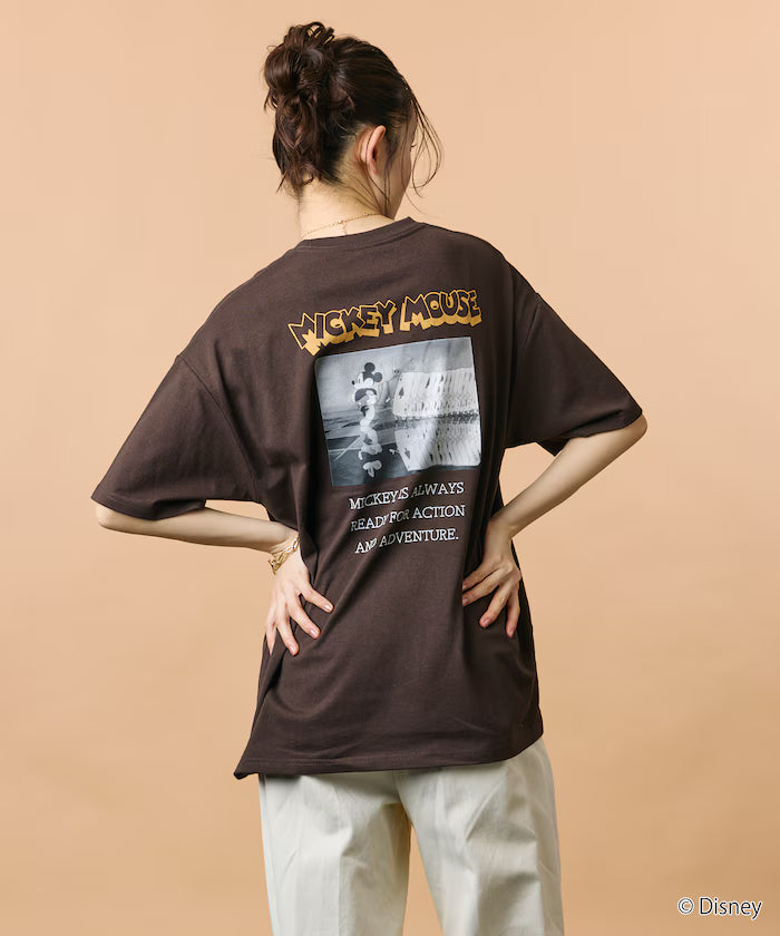 DISNEY/Mickey Mouse/Monochrome Back Print Crew Neck T-Shirt/Scene [Limited Edition]
