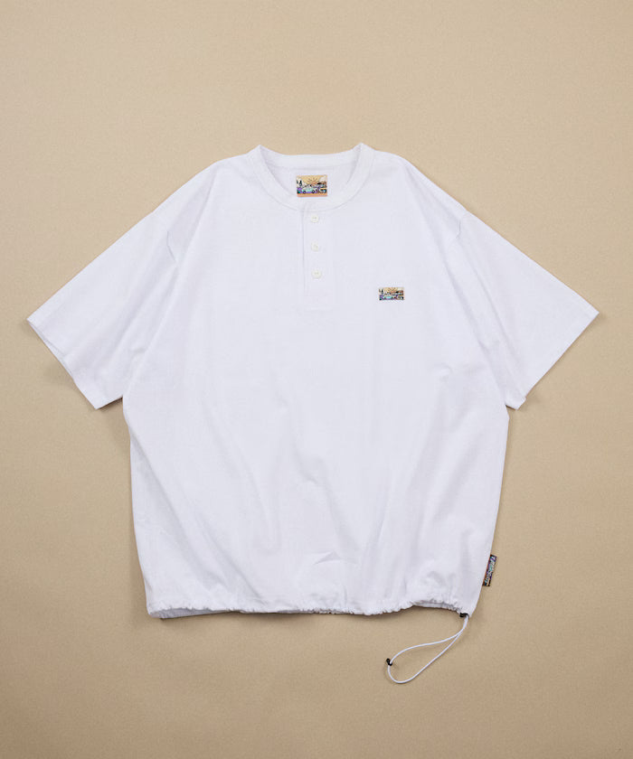 FREAK'S STORE for BEACH & FES Relax Fit One Point Logo Spindle Henley Neck T-Shirt