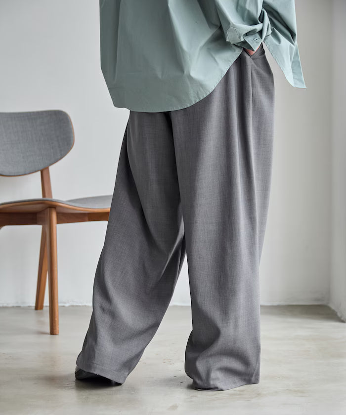 Tuck Wide Slacks [Limited Edition]