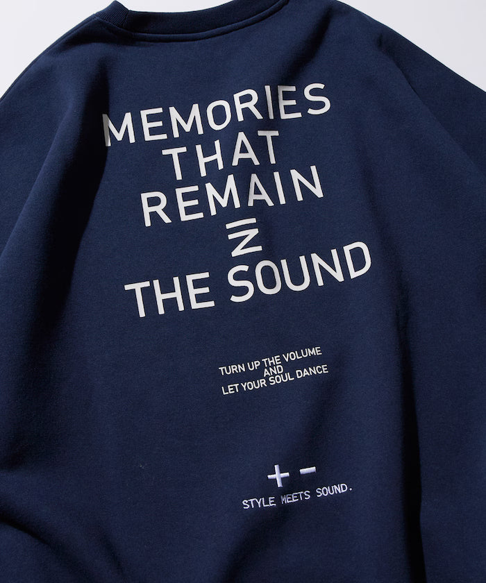 Big silhouette one-point embroidery back print hem code crew neck sweatshirt 【limited edition】