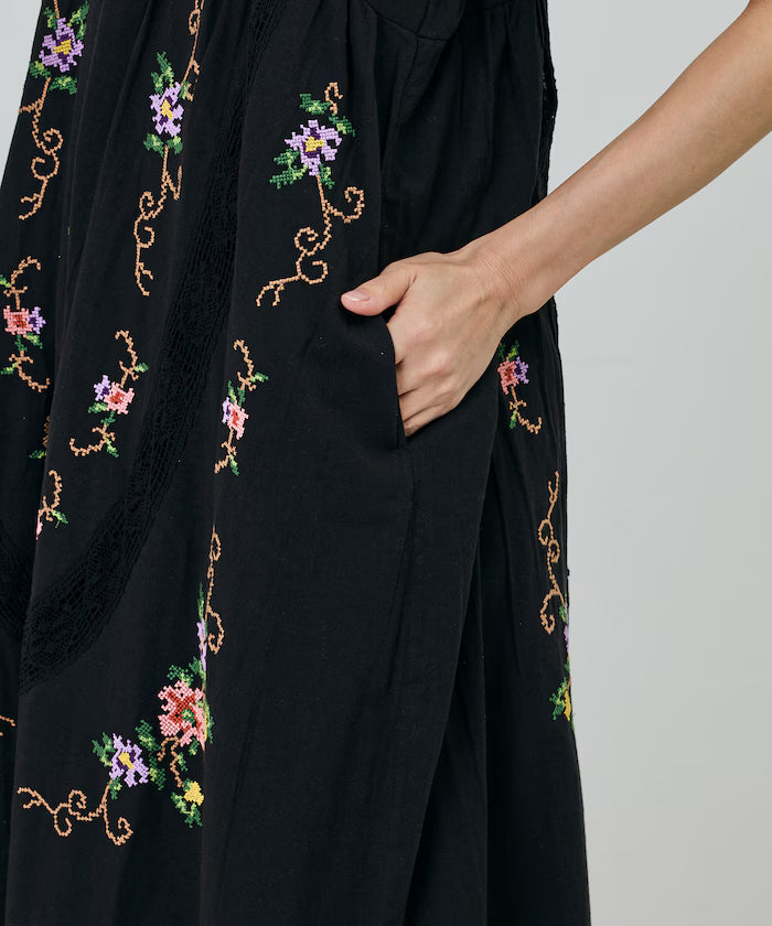 India Flower Cross Stitch Lace Camisole Dress