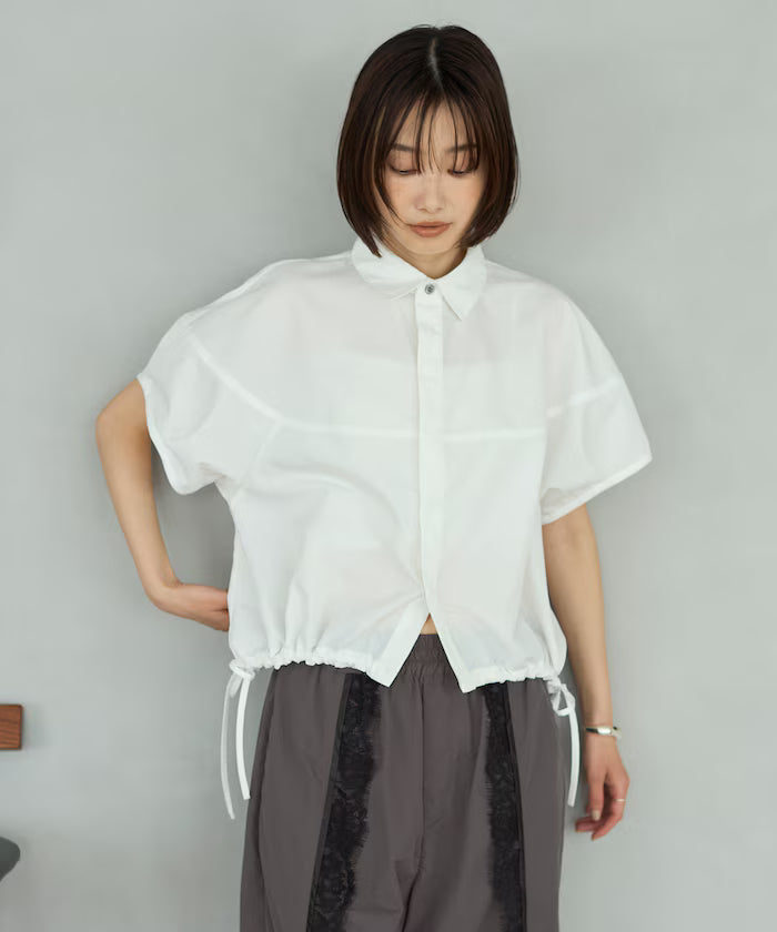 Switch Short Sleeve Hem Code Blouse