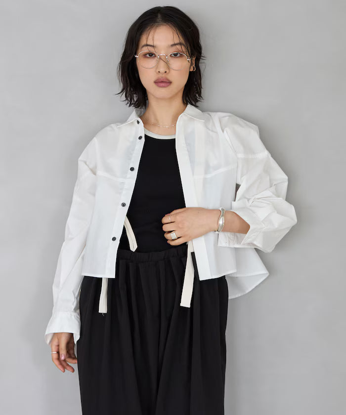 Release on March 11 at 12:00 - Switch Design Short Blouse