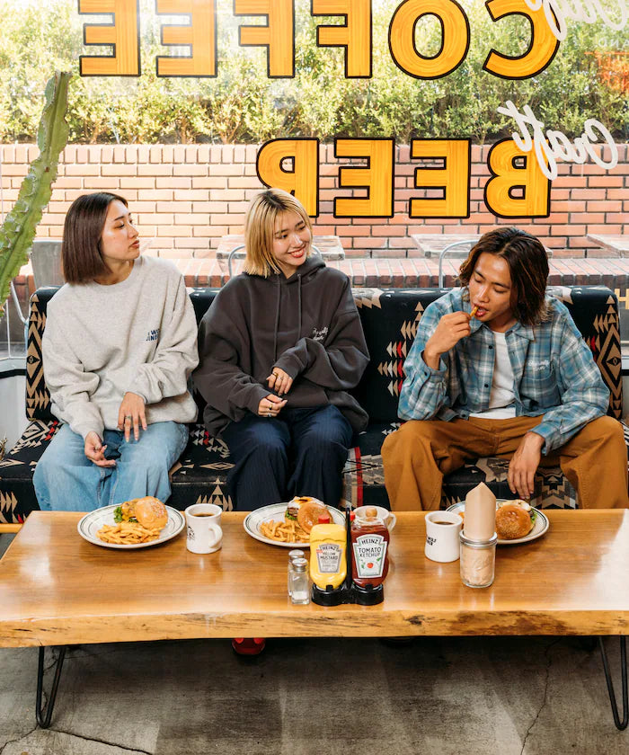 SHE WOLF DINER×FREAK'S STORE/She Wolf Diner Limited Edition Big Silhouette Back Embroidery Hoodie/WOLF 【Limited Release】