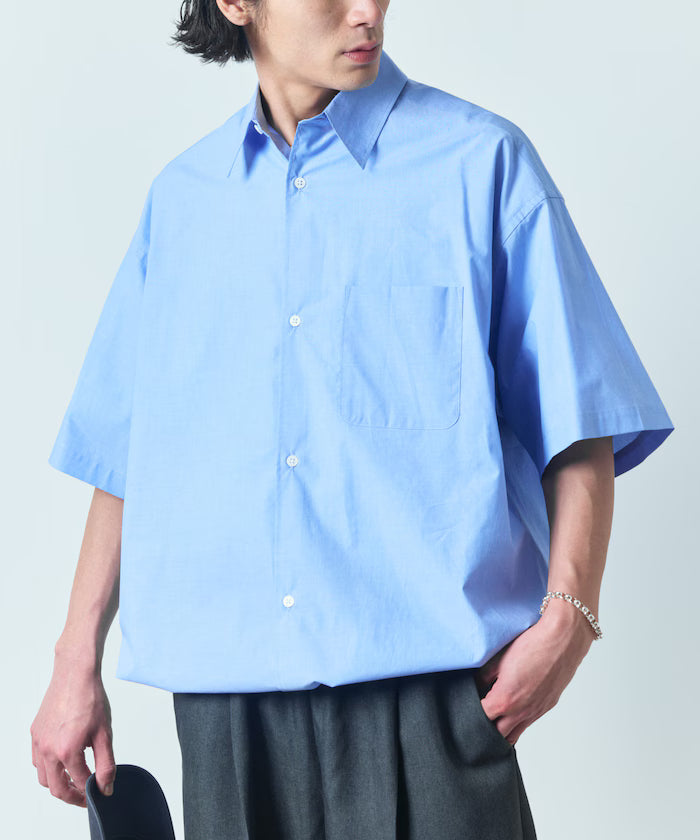 Wide silhouette spindle regular collar short sleeve shirt / hem code [limited edition] - Sax Blue