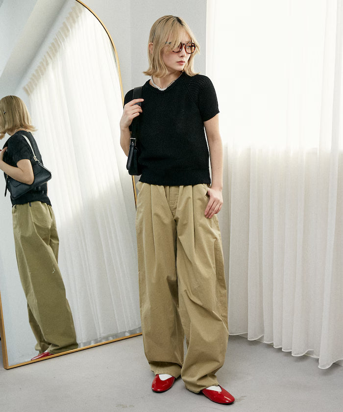 LOVE POP STUDIO Tuck Curve Pants Limited Edition
