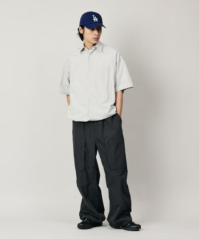 Wide silhouette spindle regular collar short sleeve shirt / hem code [limited edition]