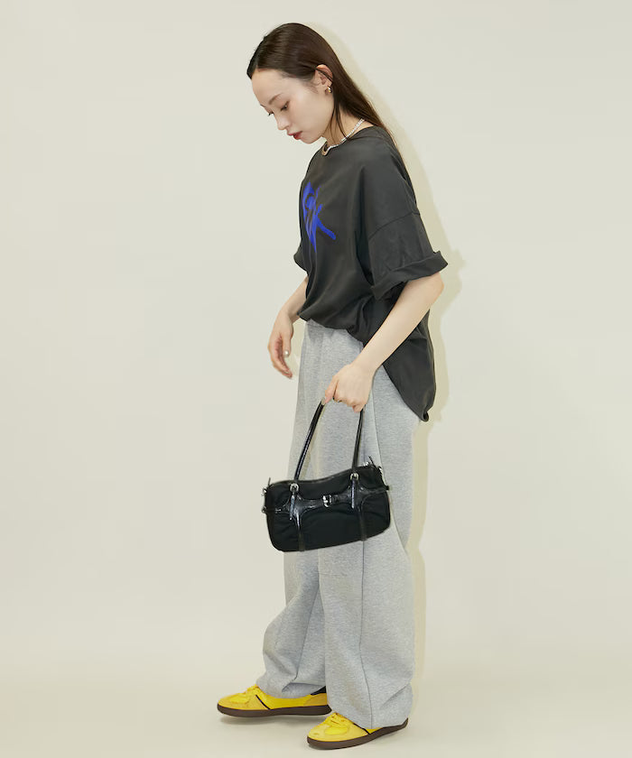 Flocky Nuance Art Big T-Shirt Limited Release