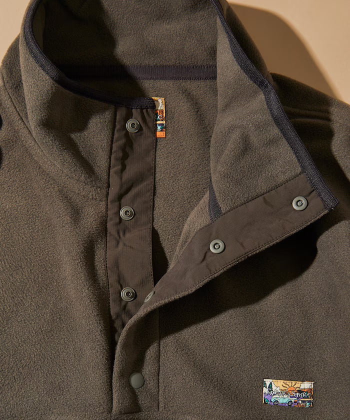 Big Silhouette One Point Logo Fleece Snap Button Spindle Pullover