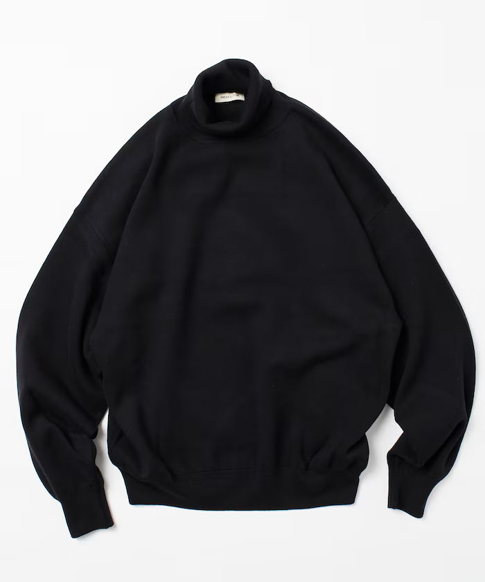 Relax Fit Sweat-Like Turtleneck Knit 【Limited Edition】