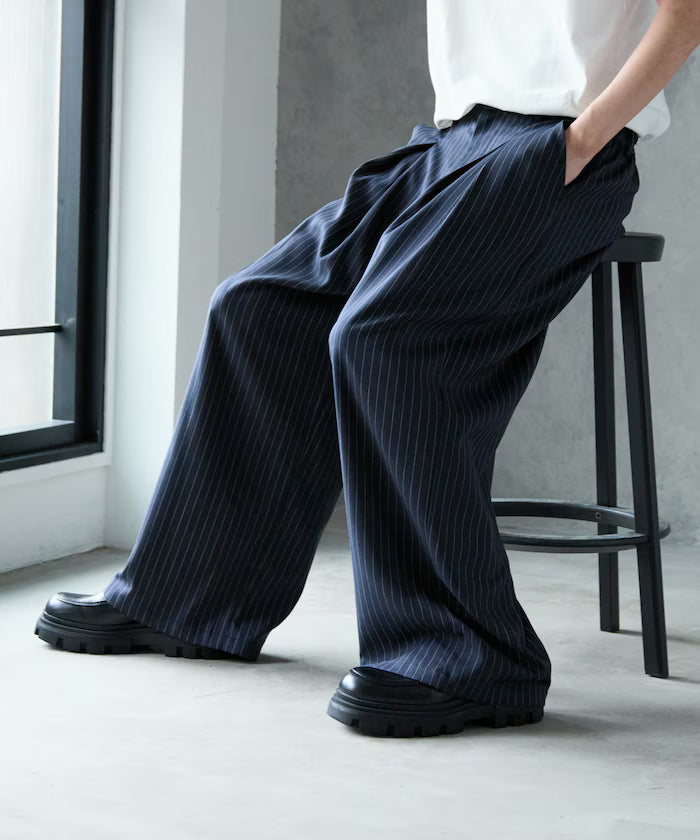 Tuck Wide Slacks [Limited Edition]