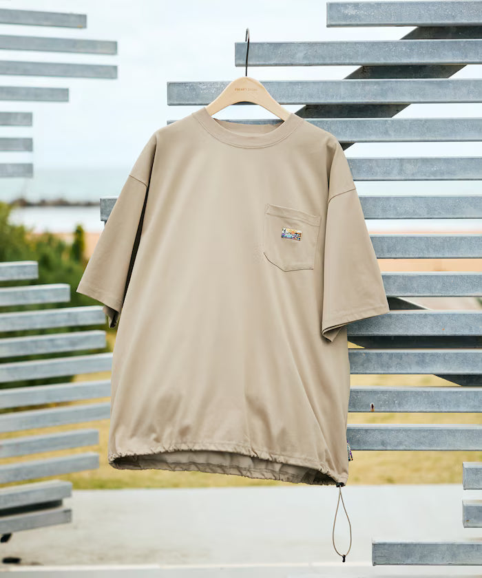 FREAK'S STORE for BEACH & FES Relax Fit One Point Logo Spindle Pocket T-shirt