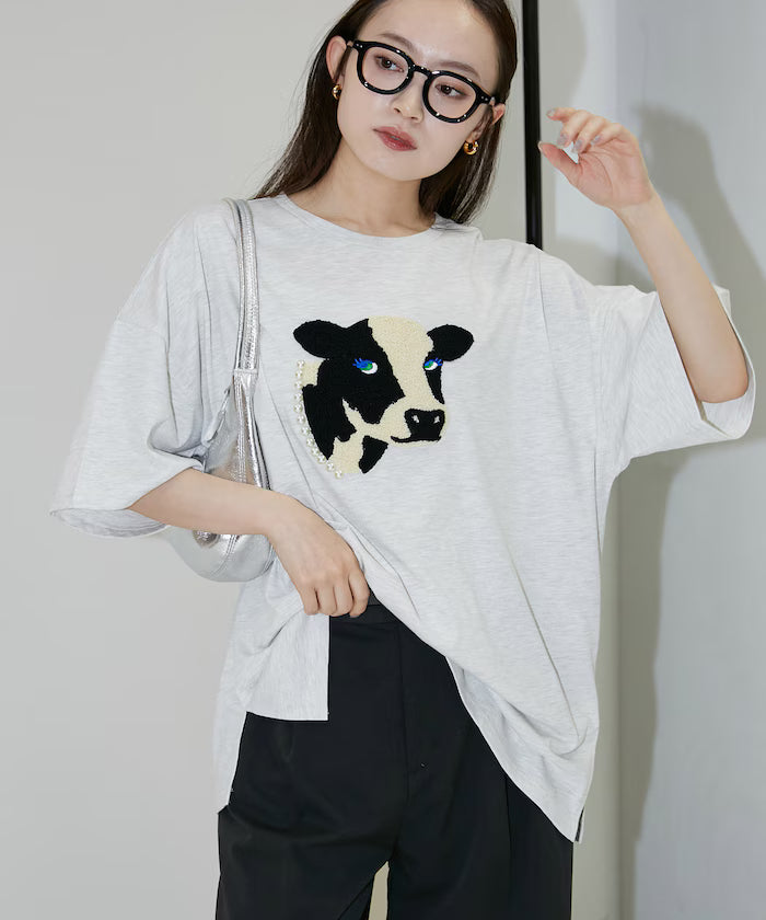 Big T-shirt with Pearl and Sagara Embroidery - Limited Edition
