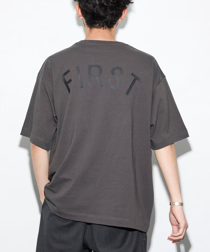 6 oz Front Logo Embroidered Crew Neck T-Shirt / Back Print T-Shirt PRINT ROUND FIRST - Charcoal Gray