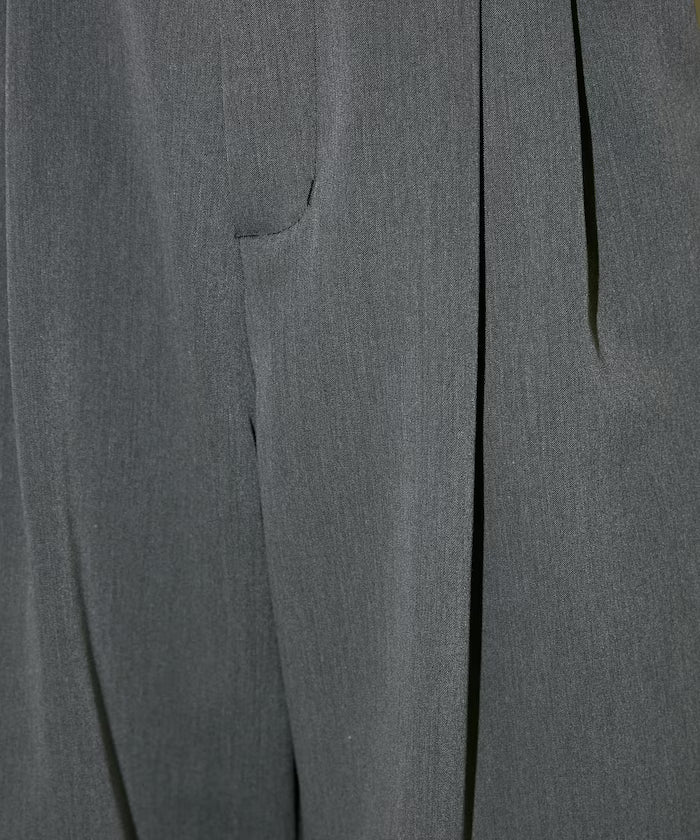 2-pleat slacks pants limited edition